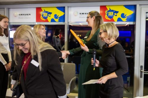 195-2025-11-27-BKS-20-Jahre-NV-Arena-0627